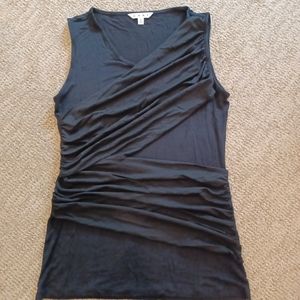Cabi Black sleeveless rouched tee, sz S